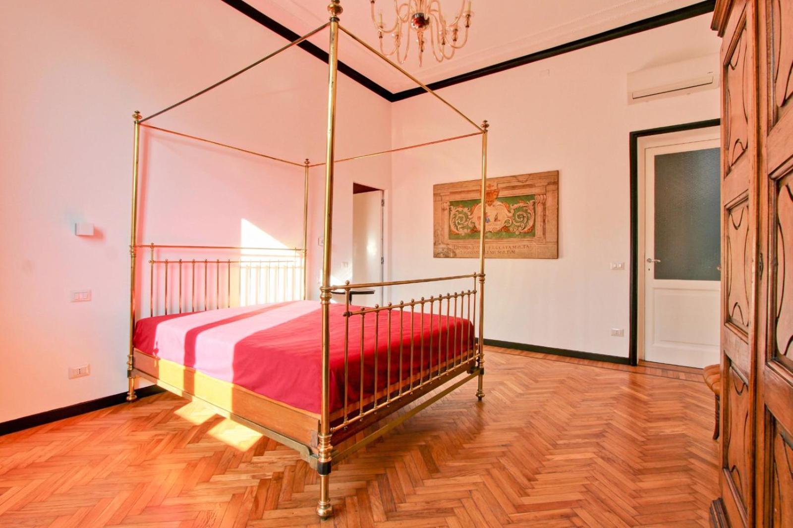Tibullo ,classico Ed Elegante Appartamento Roma